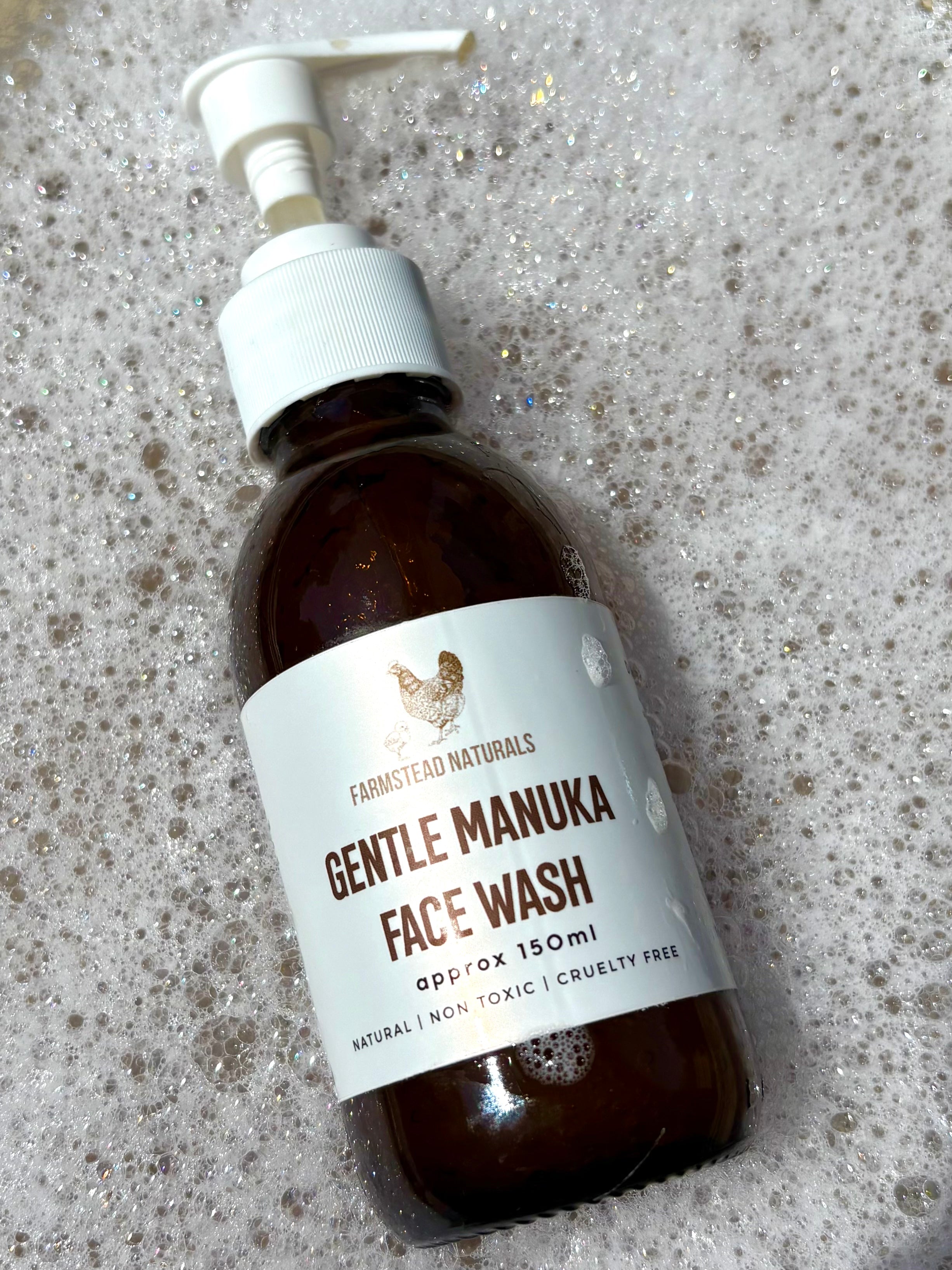 Gentle Manuka face wash for acne rosacea 